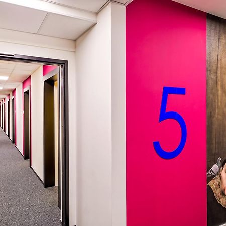 Easy One Premium Art Aparthotel Cracóvia Exterior foto
