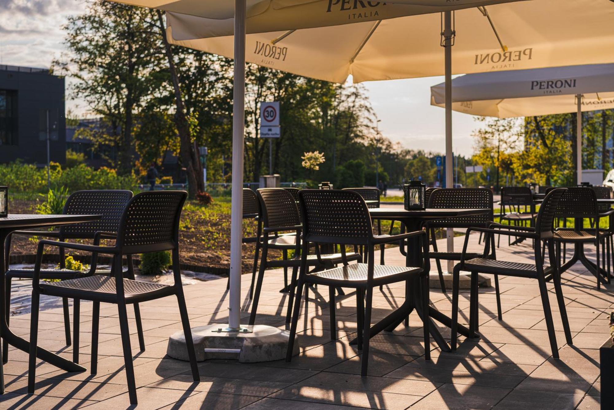 Easy One Premium Art Aparthotel Cracóvia Exterior foto